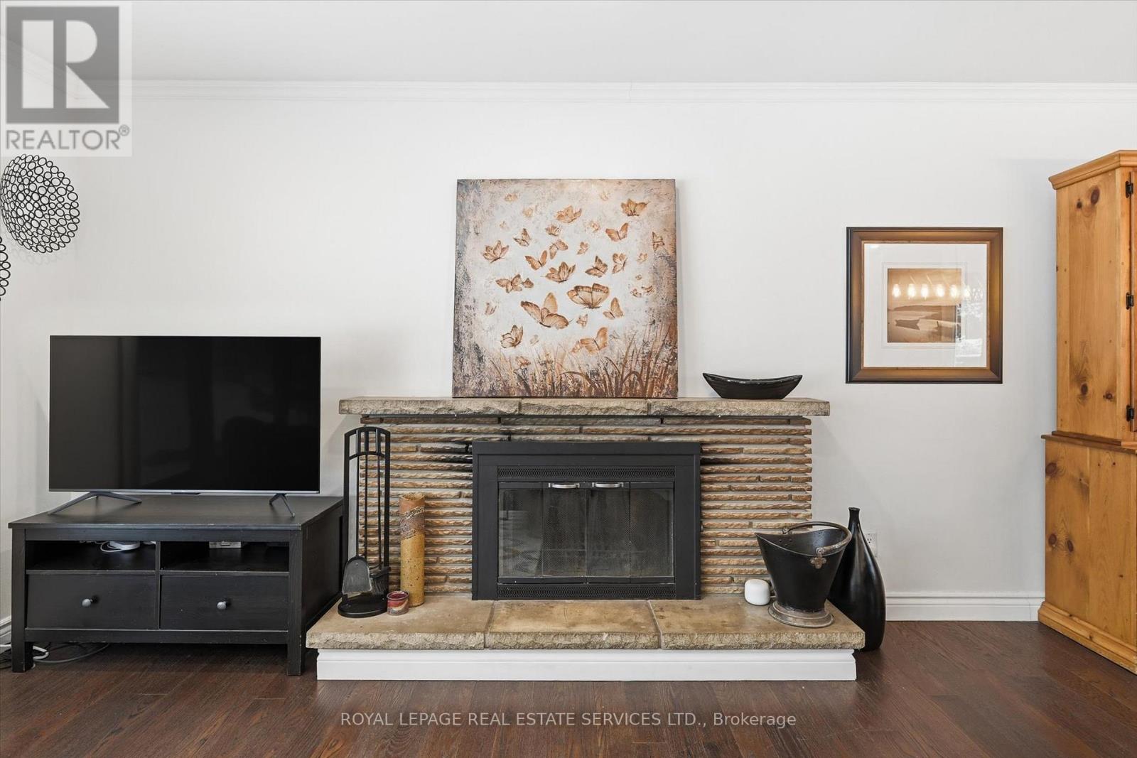 1151 Sarta Road, Oakville, Ontario  L6L 2P1 - Photo 9 - W12897184