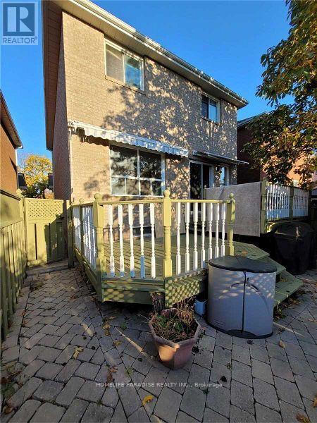 34 Castlehill Road, Brampton, Ontario  L6X 4E2 - Photo 18 - W12897192