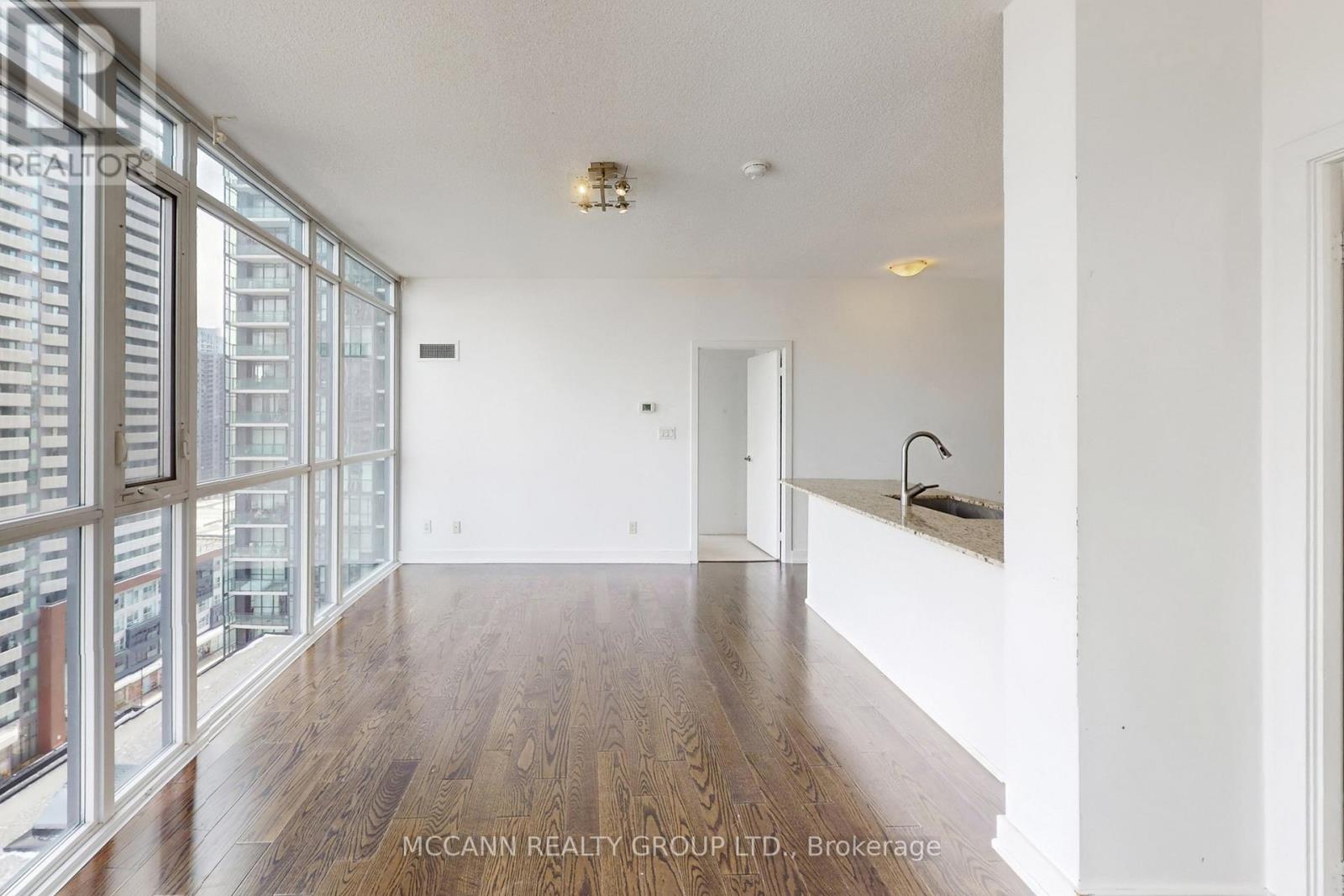 1608 - 4099 Brickstone Mews, Mississauga (City Centre), Ontario  L5B 0G2 - Photo 14 - W12897198