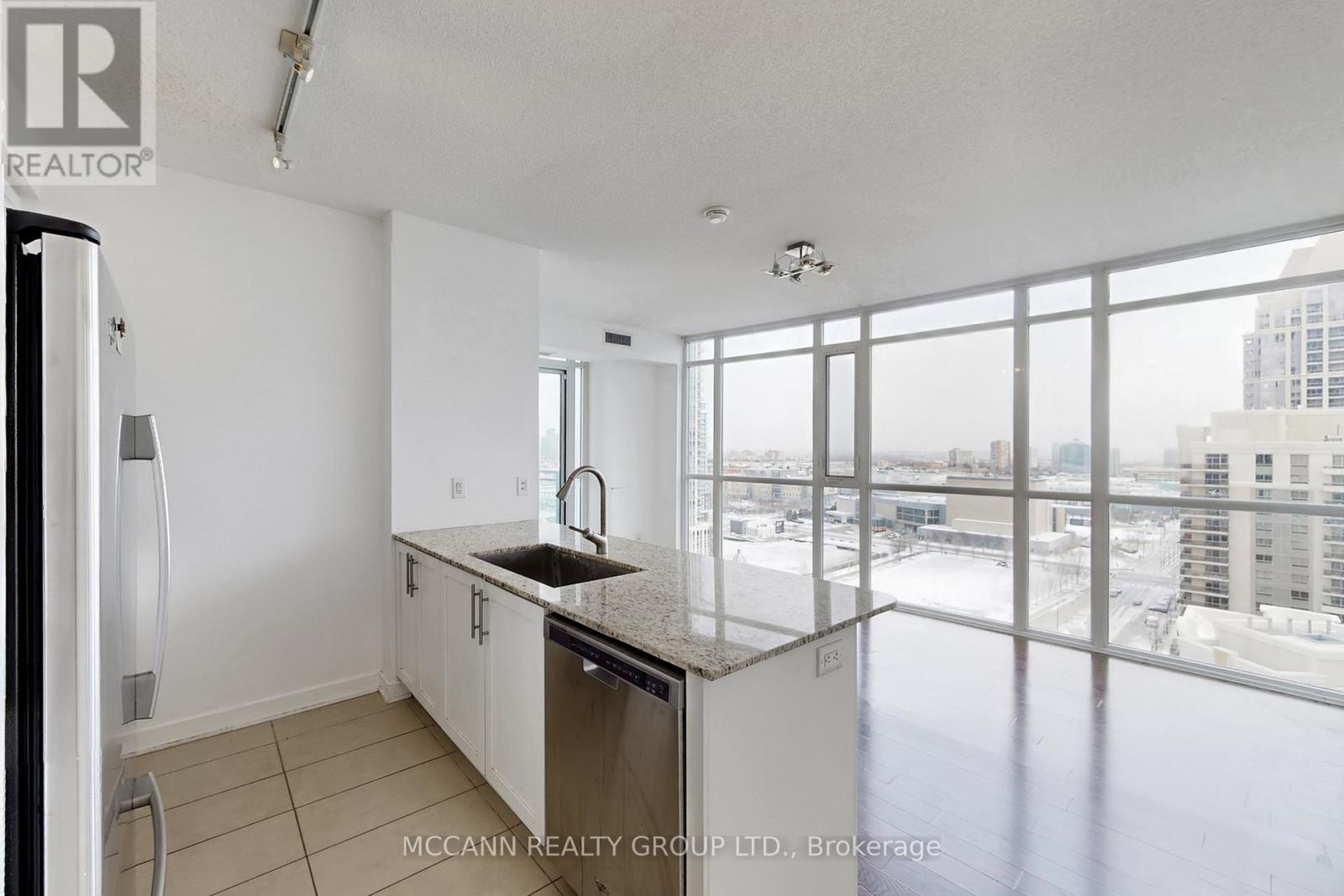 1608 - 4099 Brickstone Mews, Mississauga (City Centre), Ontario  L5B 0G2 - Photo 17 - W12897198