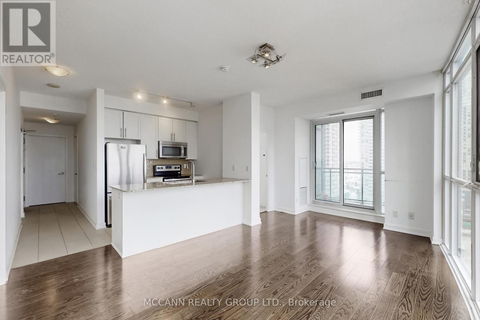 1608 - 4099 Brickstone Mews, Mississauga (City Centre), Ontario  L5B 0G2 - Photo 8 - W12897198