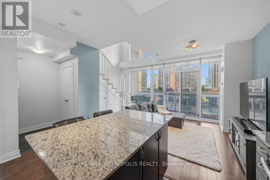 508 - 225 Webb Drive, Mississauga, Ontario  L5B 4P2 - Photo 6 - W12897224