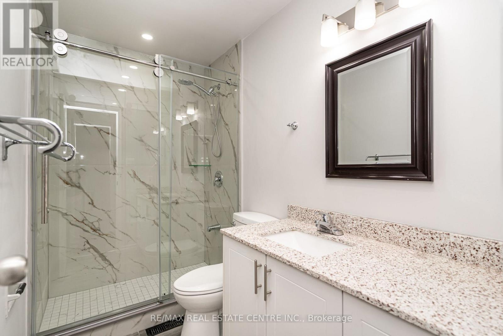 75 - 75 Mcmullen Crescent, Brampton, Ontario  L6S 3M2 - Photo 23 - W12897228