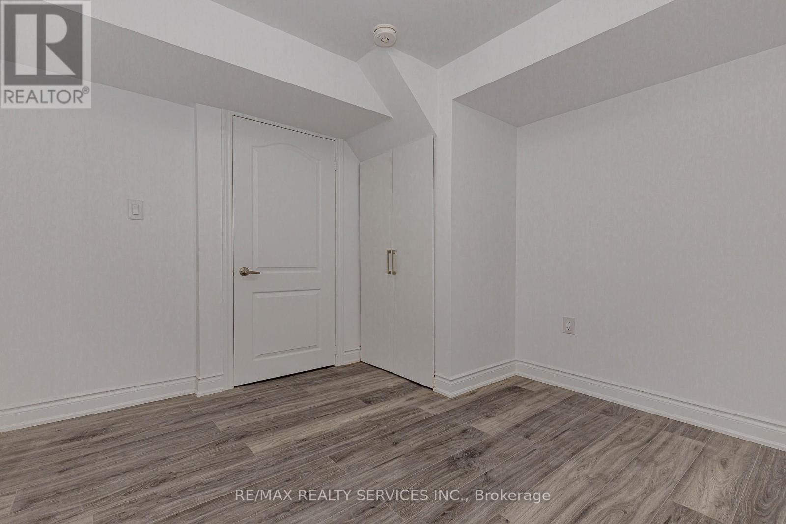 Basement - 132 Bloomsbury Avenue, Brampton, Ontario  L6P 2X2 - Photo 8 - W12897232