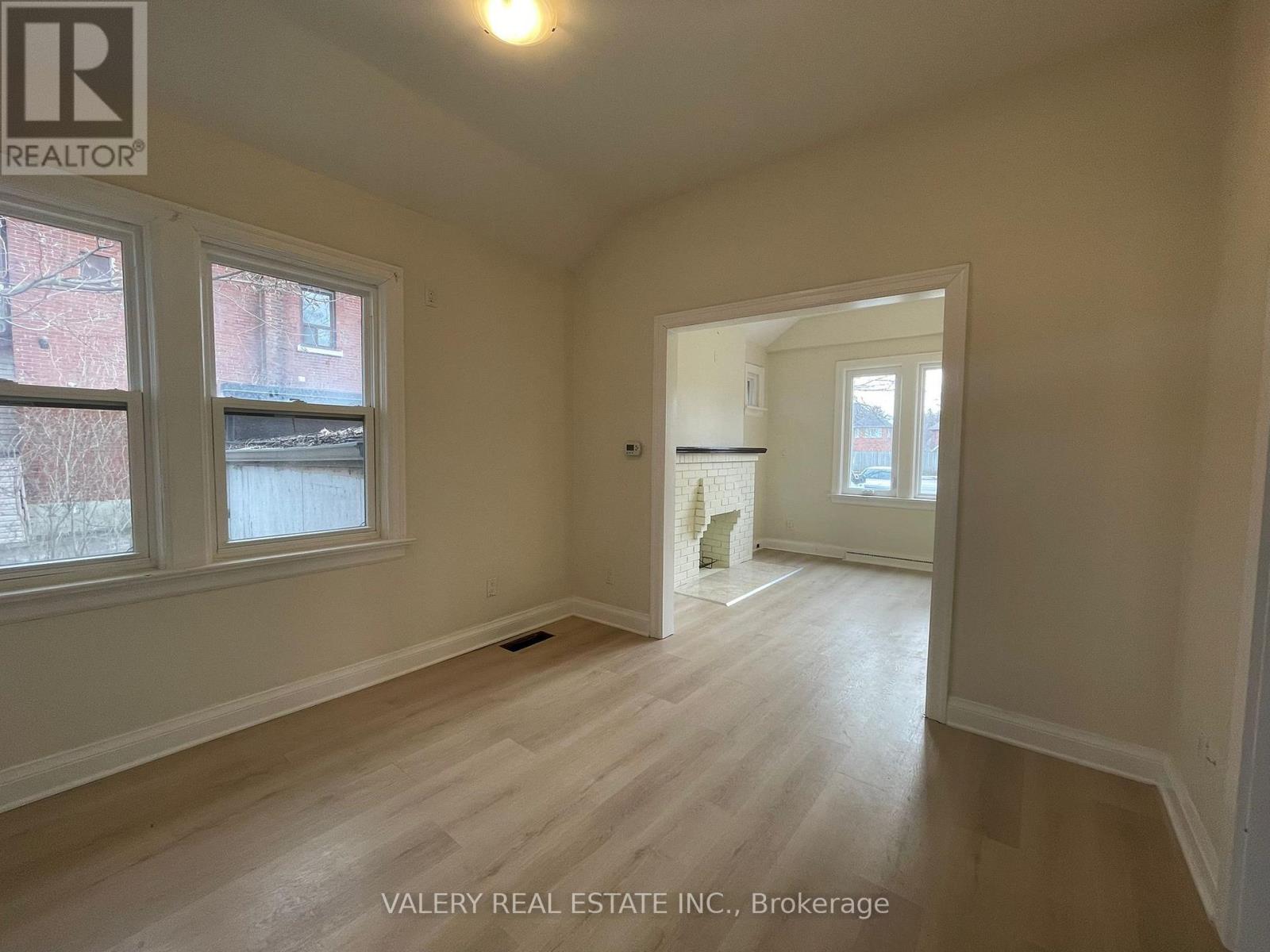 1 - 1561 Hurontario Street, Mississauga, Ontario  L5G 3H7 - Photo 10 - W12897234