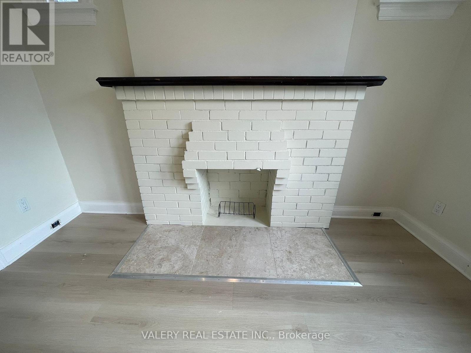 1 - 1561 Hurontario Street, Mississauga, Ontario  L5G 3H7 - Photo 12 - W12897234