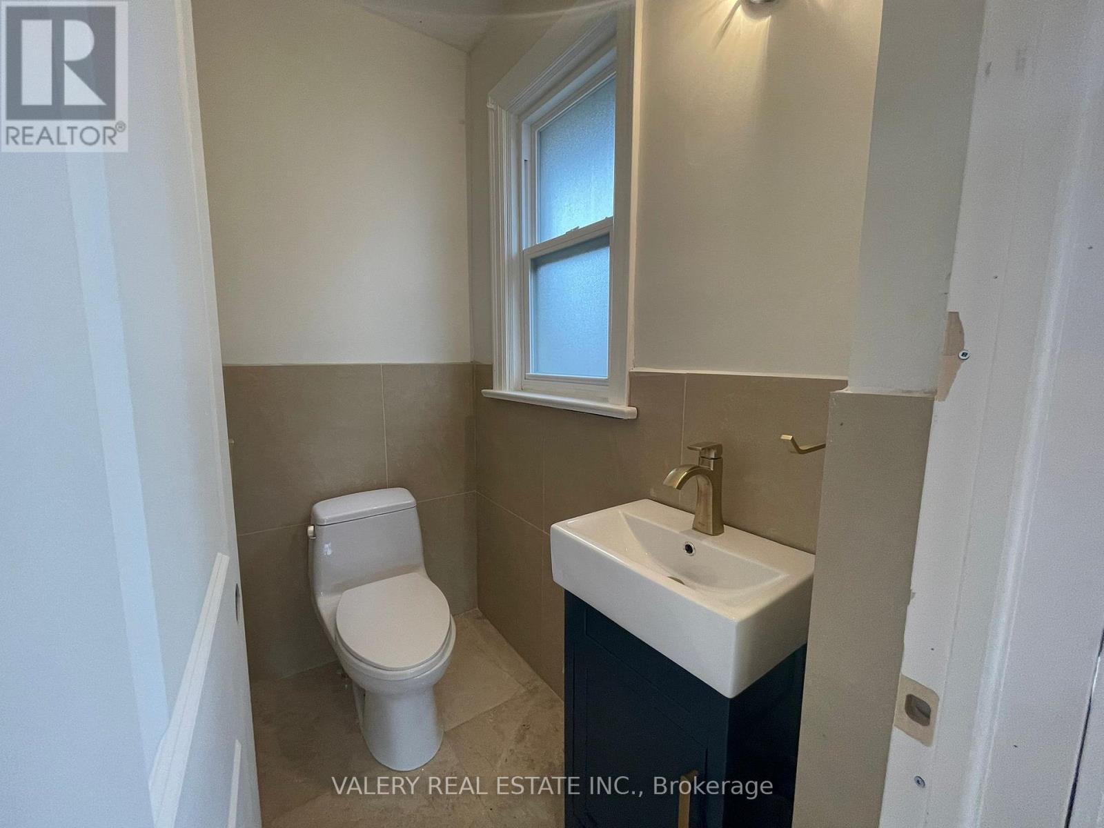 1 - 1561 Hurontario Street, Mississauga, Ontario  L5G 3H7 - Photo 16 - W12897234