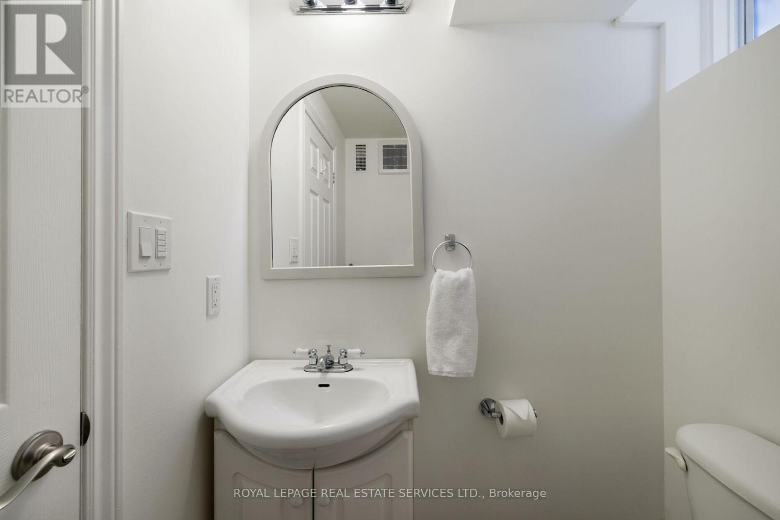 1434 Gulledge Trail, Oakville, Ontario  L6M 3Z8 - Photo 33 - W12897260