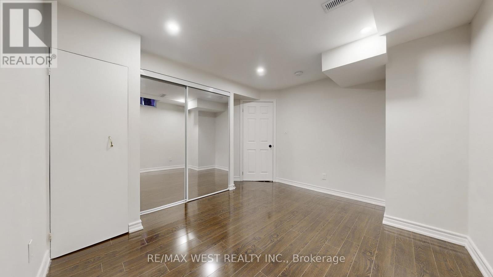 1042 Windsor Hill Boulevard, Mississauga (East Credit), Ontario  L5V 1P4 - Photo 41 - W12897262