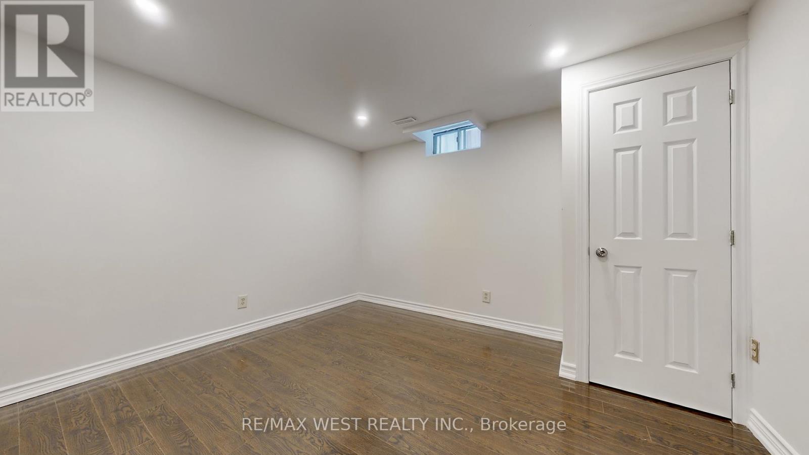 1042 Windsor Hill Boulevard, Mississauga (East Credit), Ontario  L5V 1P4 - Photo 42 - W12897262