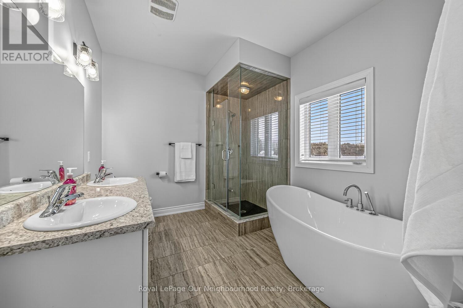 47 Songbird Crescent, Kawartha Lakes, Ontario  K9V 0A9 - Photo 31 - X12892688