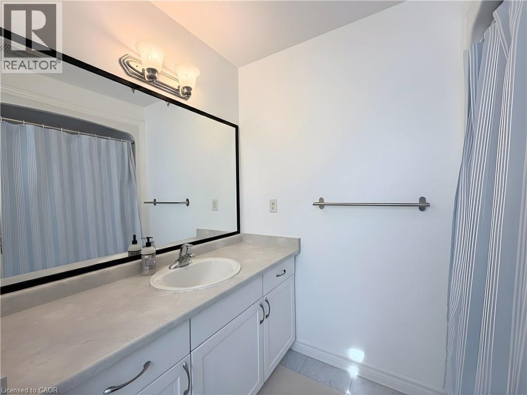 99 Panabaker Drive Unit# 9, Ancaster, Ontario  L9B 0A3 - Photo 10 - 40813344