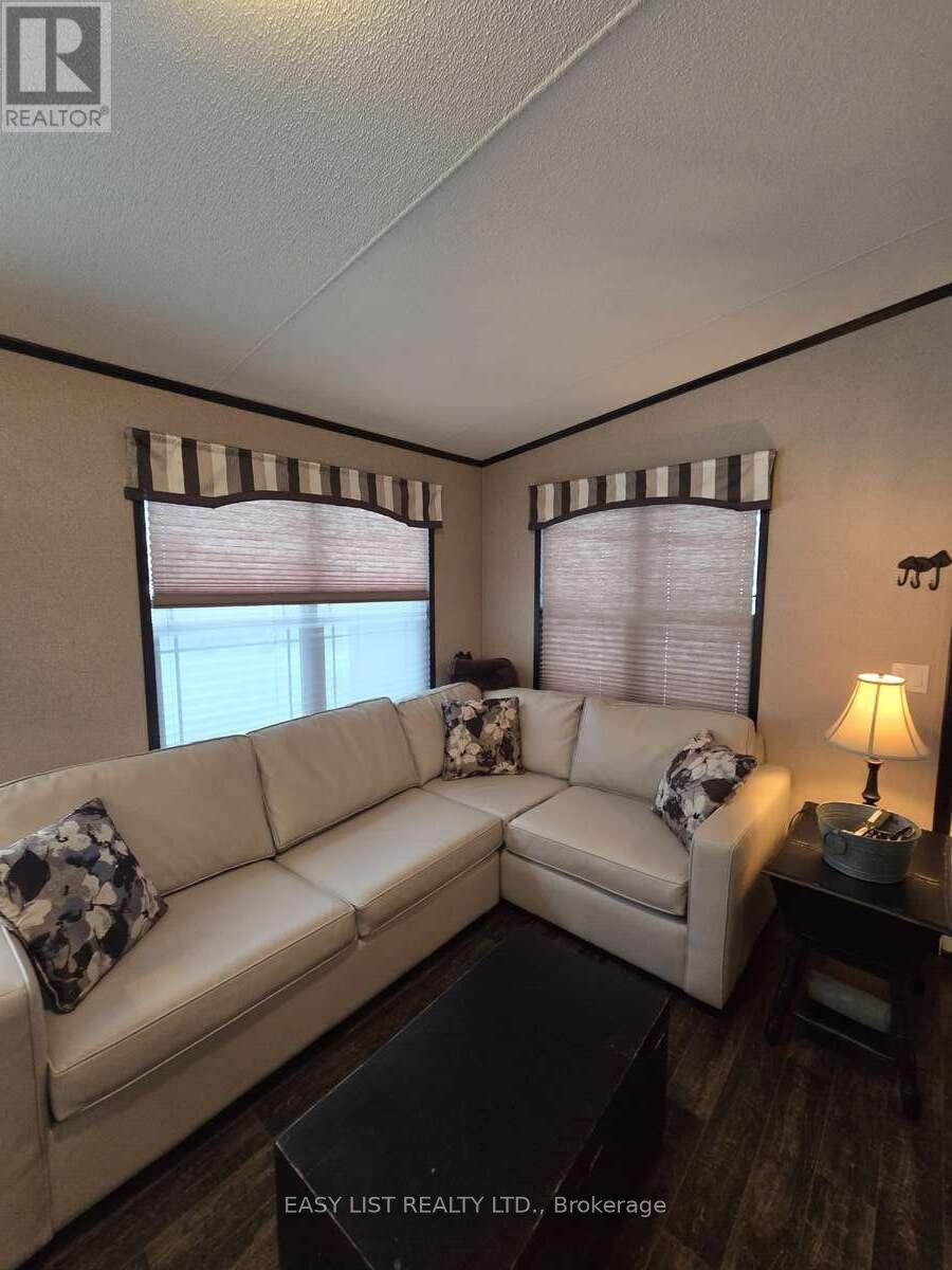 180 Lost Forest Lane, Magnetawan, Ontario  P0A 1P0 - Photo 24 - X12897220