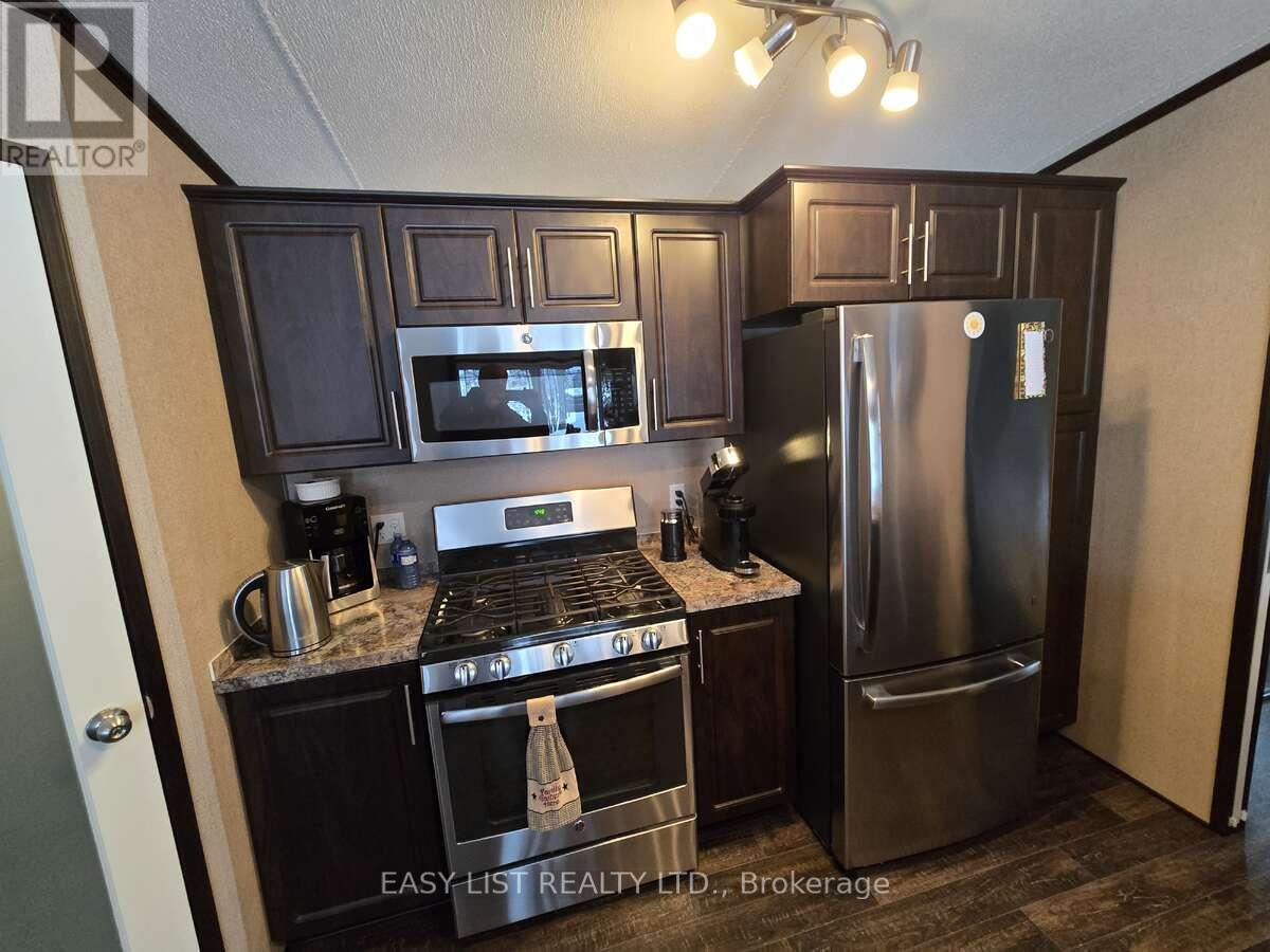 180 Lost Forest Lane, Magnetawan, Ontario  P0A 1P0 - Photo 32 - X12897220