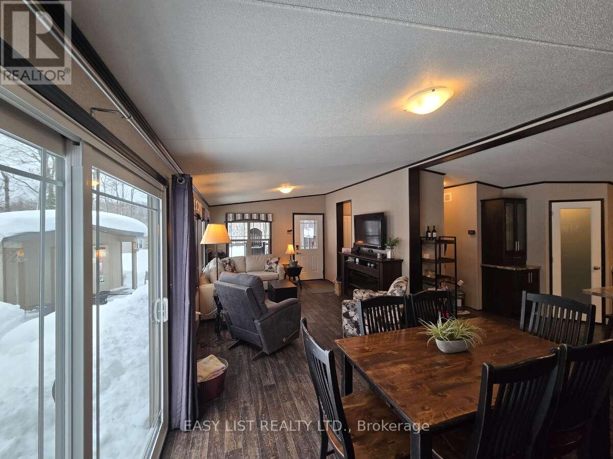 180 Lost Forest Lane, Magnetawan, Ontario  P0A 1P0 - Photo 35 - X12897220