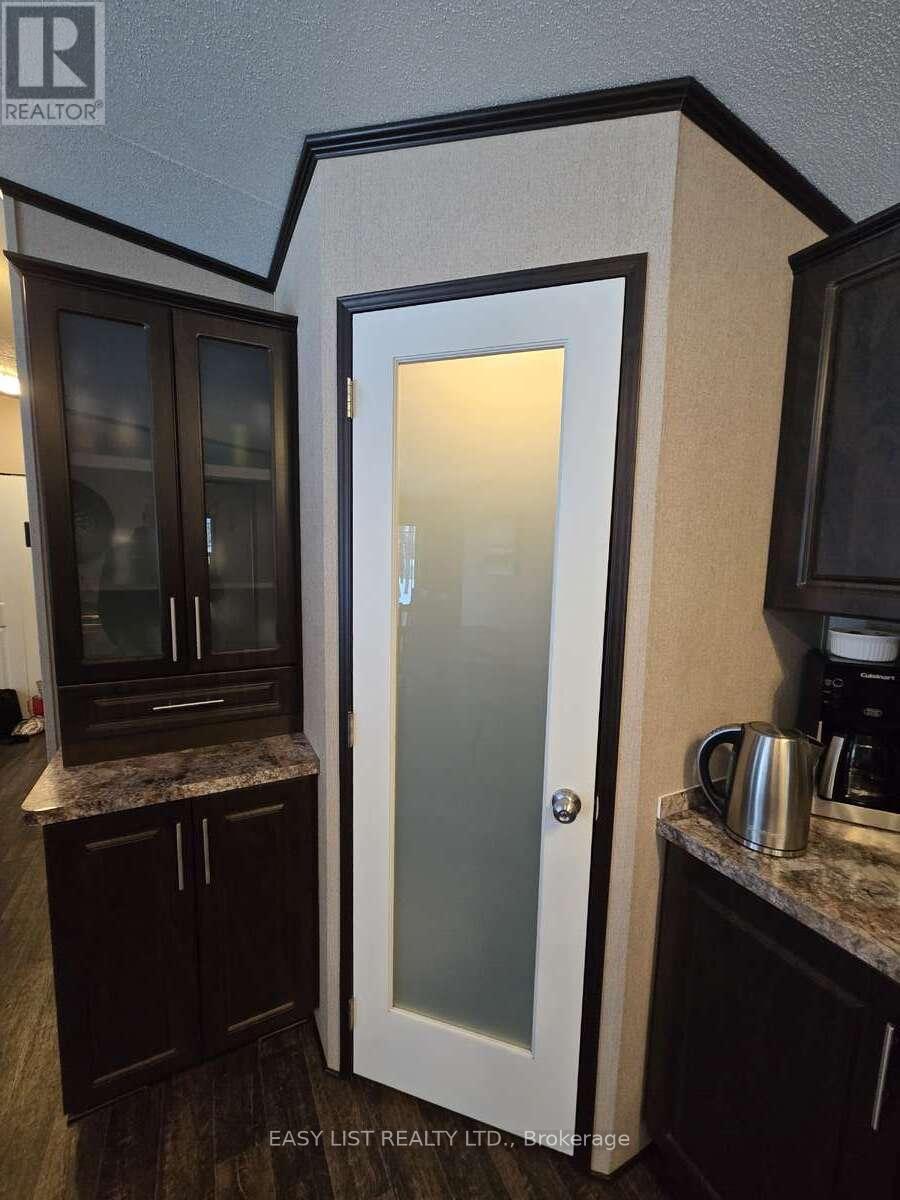 180 Lost Forest Lane, Magnetawan, Ontario  P0A 1P0 - Photo 40 - X12897220