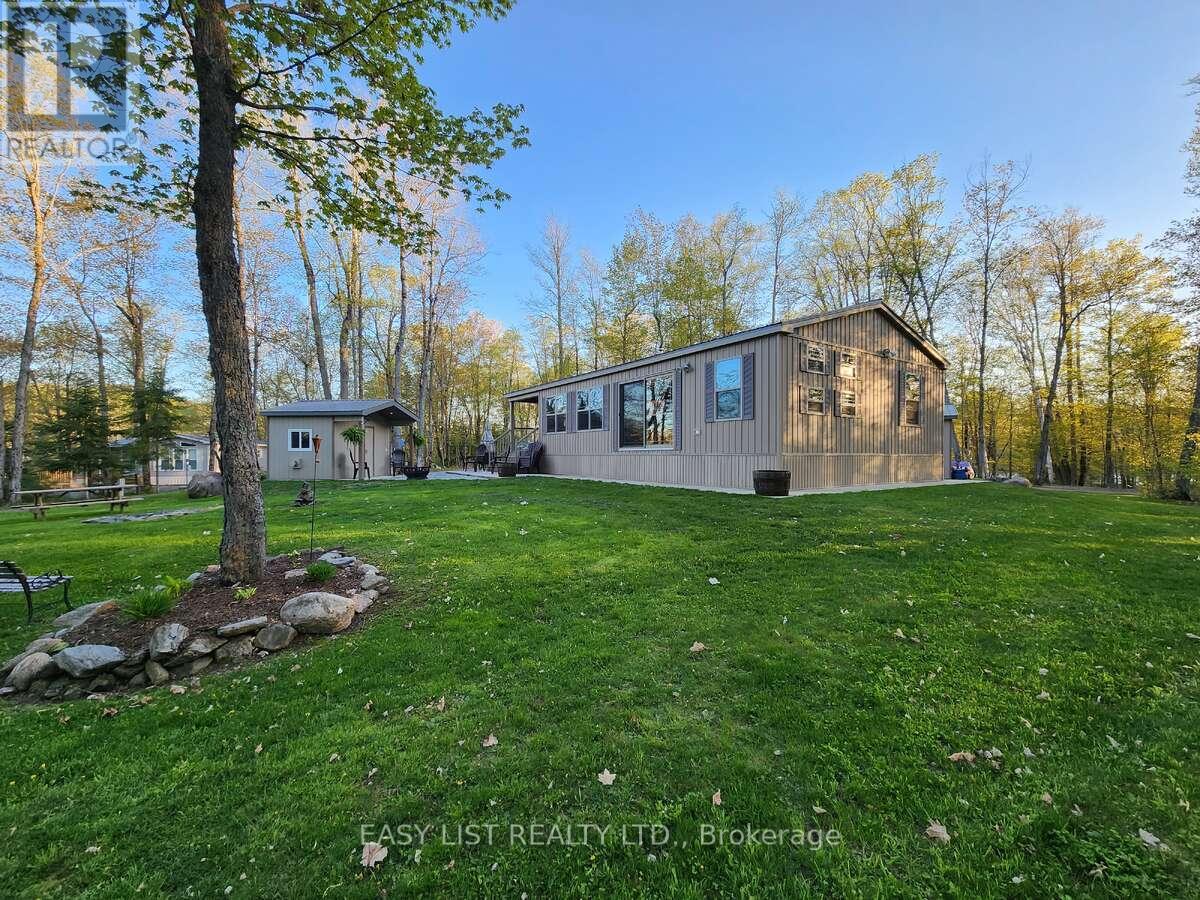 180 Lost Forest Lane, Magnetawan, Ontario  P0A 1P0 - Photo 5 - X12897220