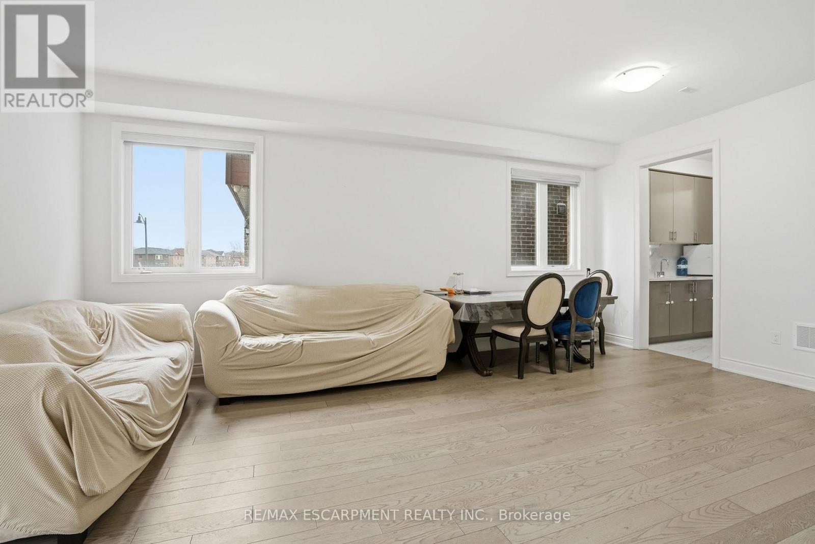 7 Grierson Trail, Hamilton, Ontario  L8B 1Z7 - Photo 5 - X12897270