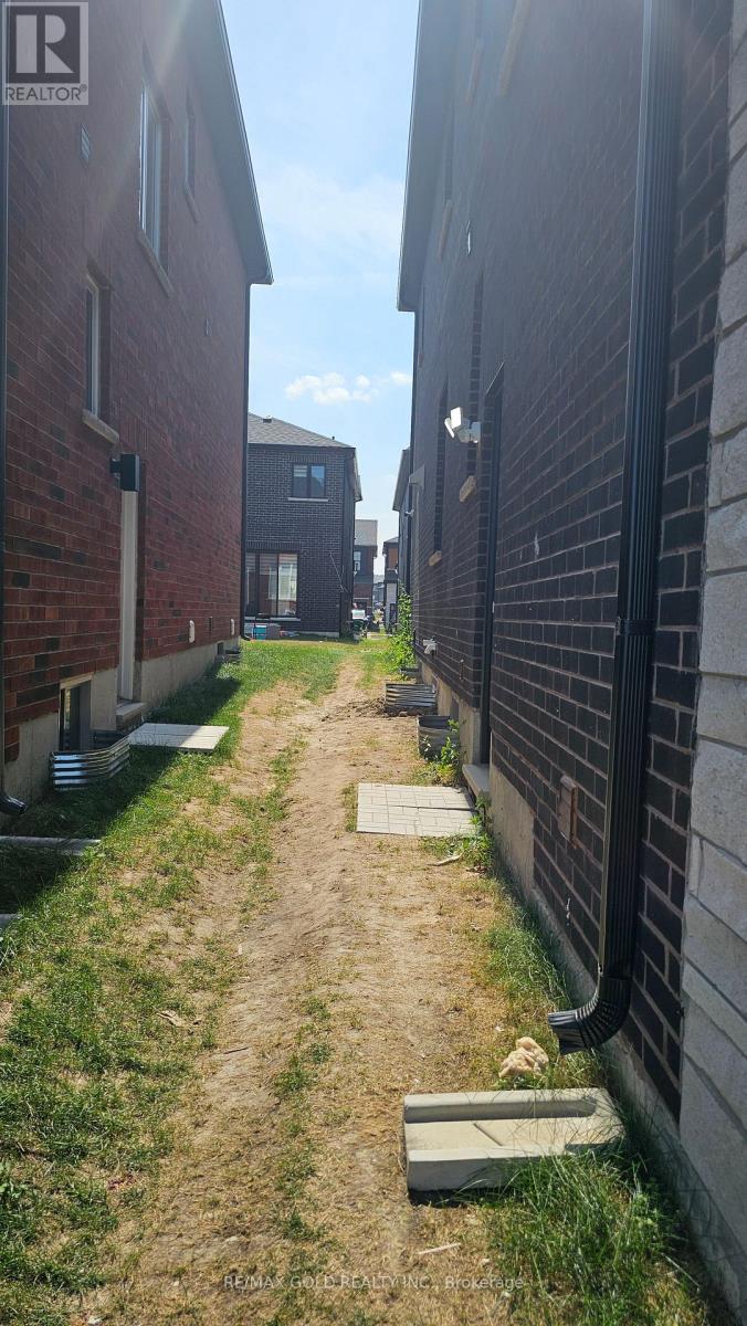 Bsmt #1 - 27 Lippa Drive, Caledon, Ontario  L7C 4M3 - Photo 2 - W12895012