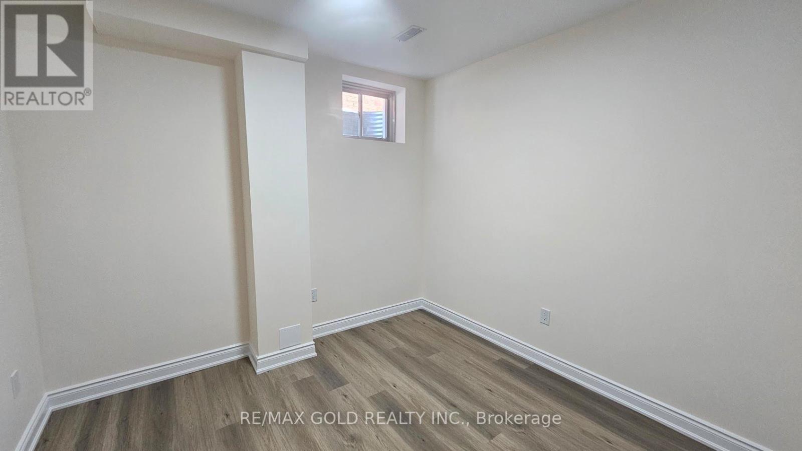 Bsmt #1 - 27 Lippa Drive, Caledon, Ontario  L7C 4M3 - Photo 33 - W12895012