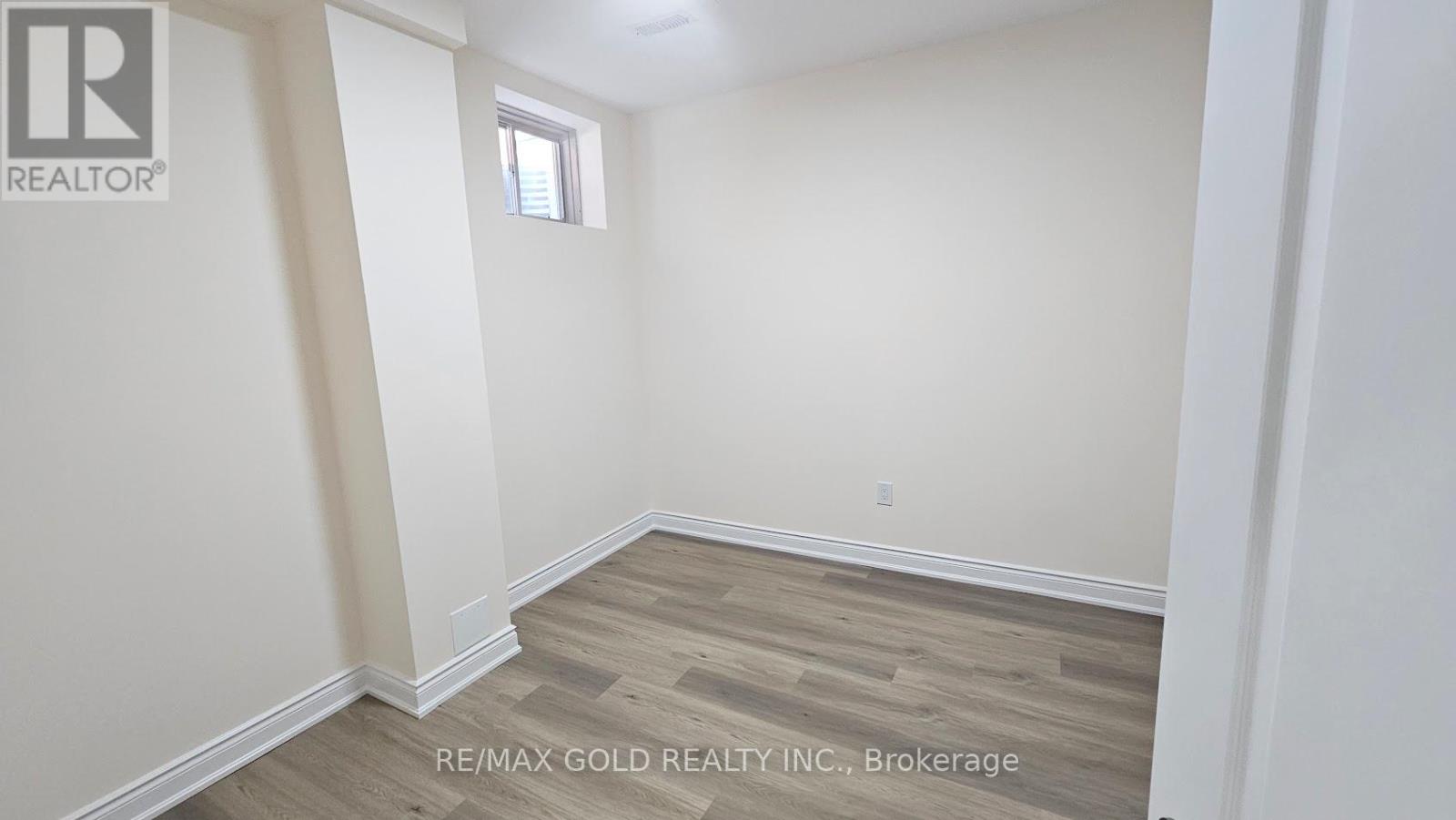 Bsmt #1 - 27 Lippa Drive, Caledon, Ontario  L7C 4M3 - Photo 31 - W12895012