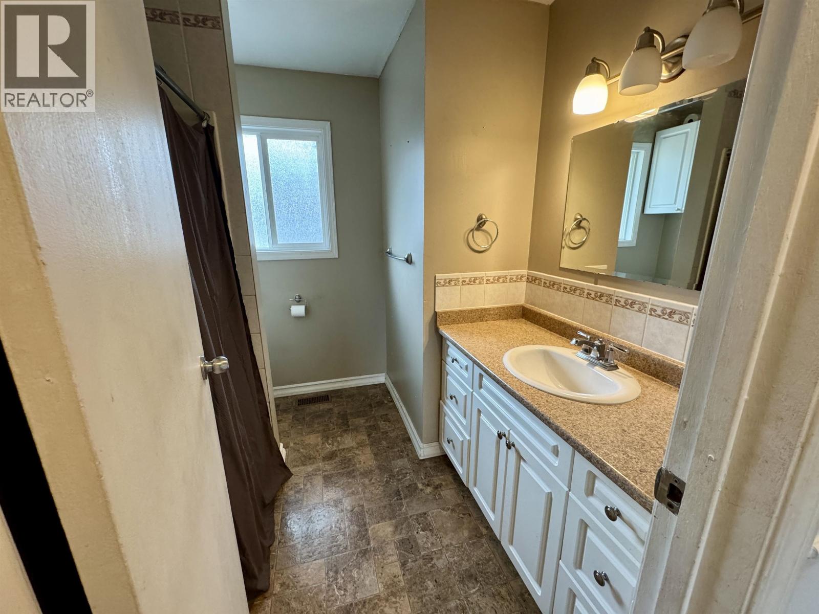 2895 Pearson Road, Houston, British Columbia  V0J 1Z1 - Photo 15 - R3101244