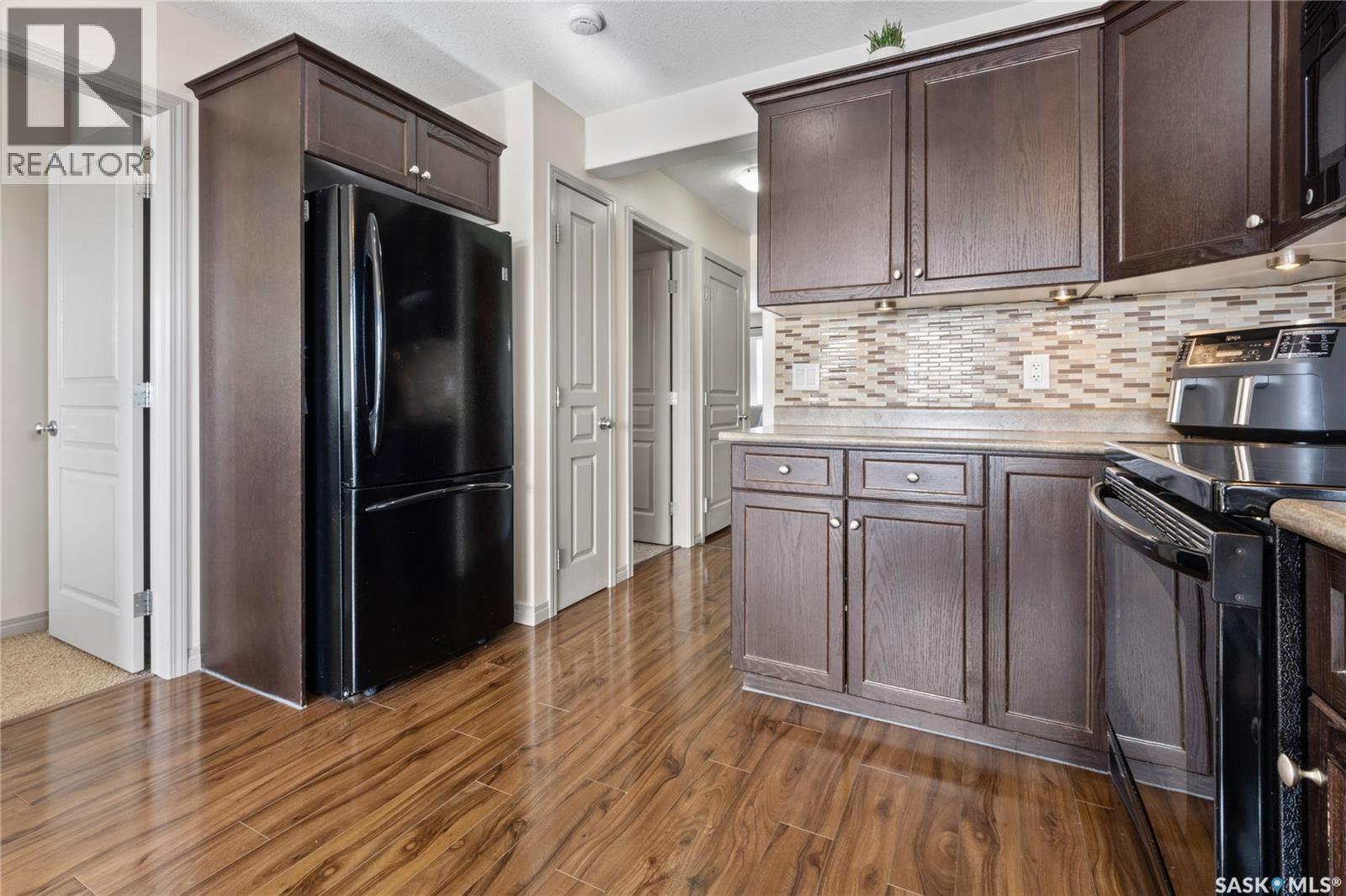 942 Glenview Cove, Martensville, Saskatchewan  S0K 0A2 - Photo 10 - SK030785