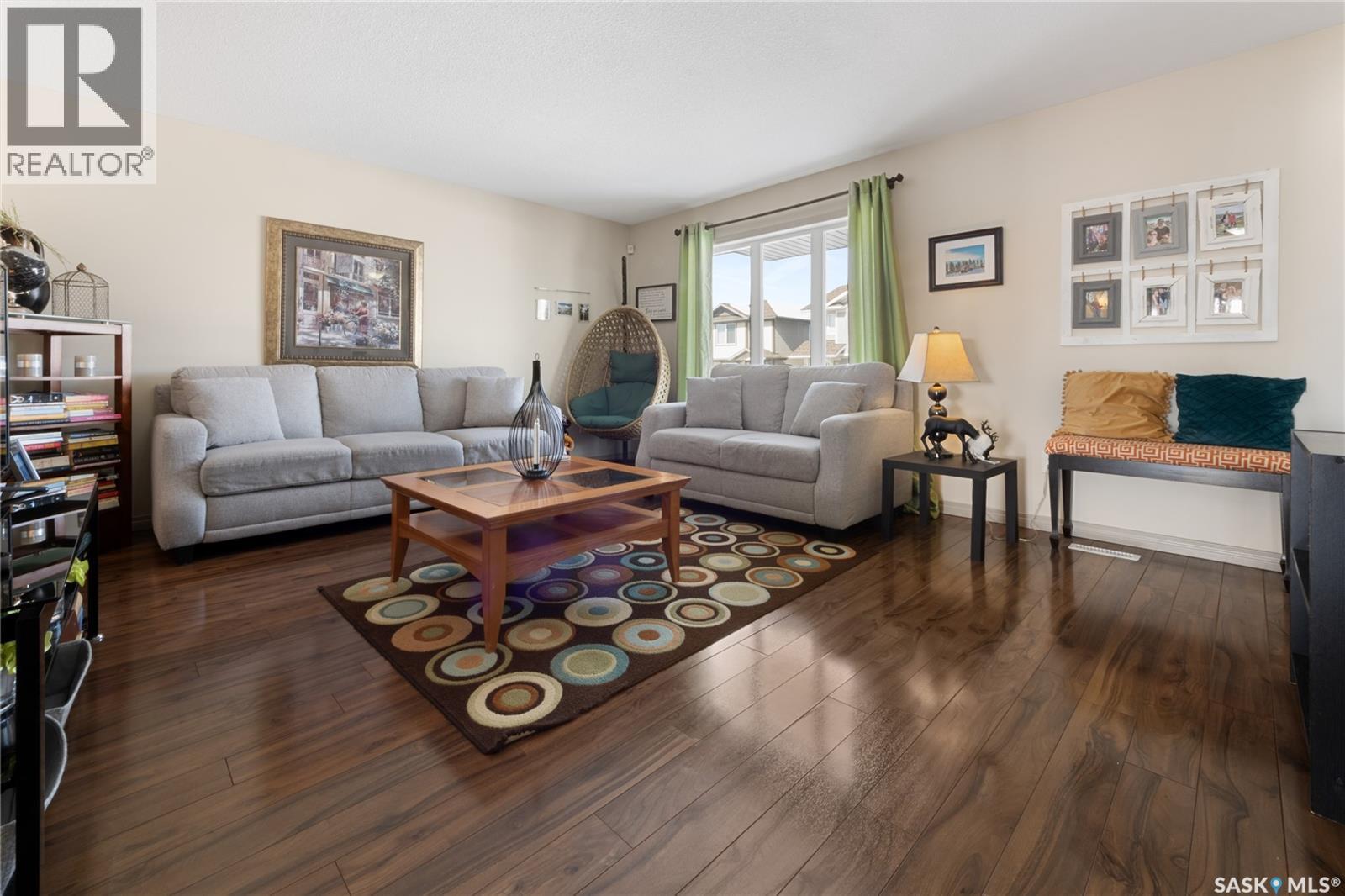 942 Glenview Cove, Martensville, Saskatchewan  S0K 0A2 - Photo 5 - SK030785