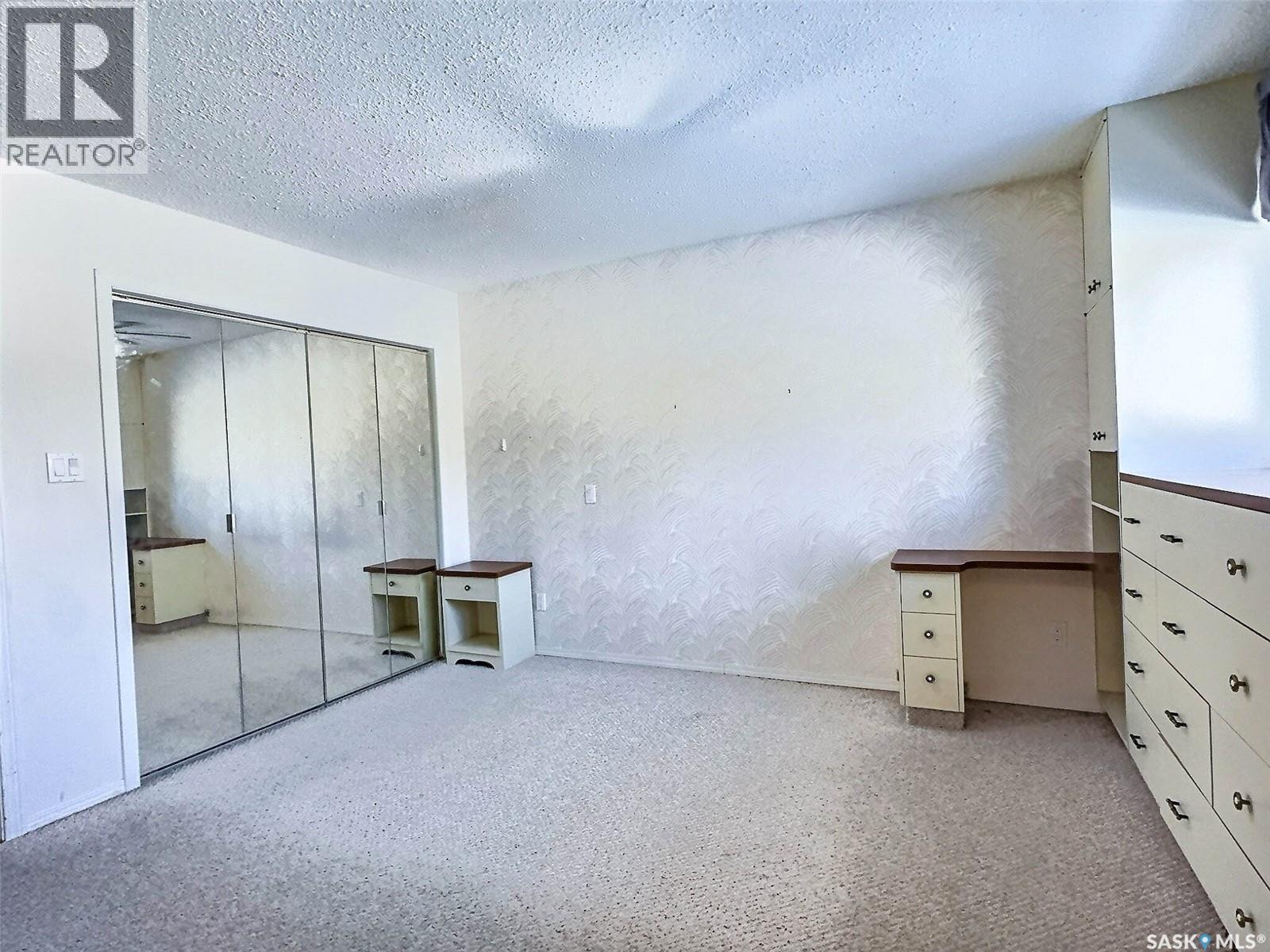 2881 Wyllie Crescent, Prince Albert, Saskatchewan  S6V 6M3 - Photo 11 - SK030767