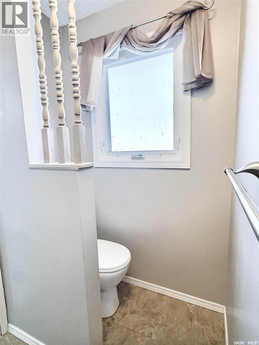 2881 Wyllie Crescent, Prince Albert, Saskatchewan  S6V 6M3 - Photo 14 - SK030767