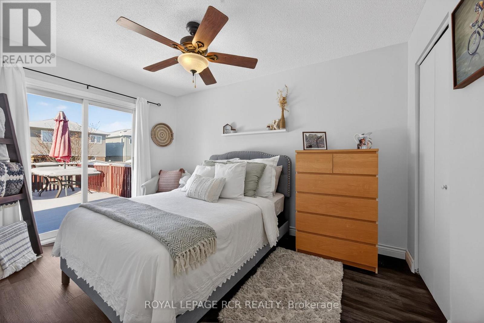 30 Longview Drive, Bradford West Gwillimbury, Ontario  L3Z 2H2 - Photo 9 - N12738336