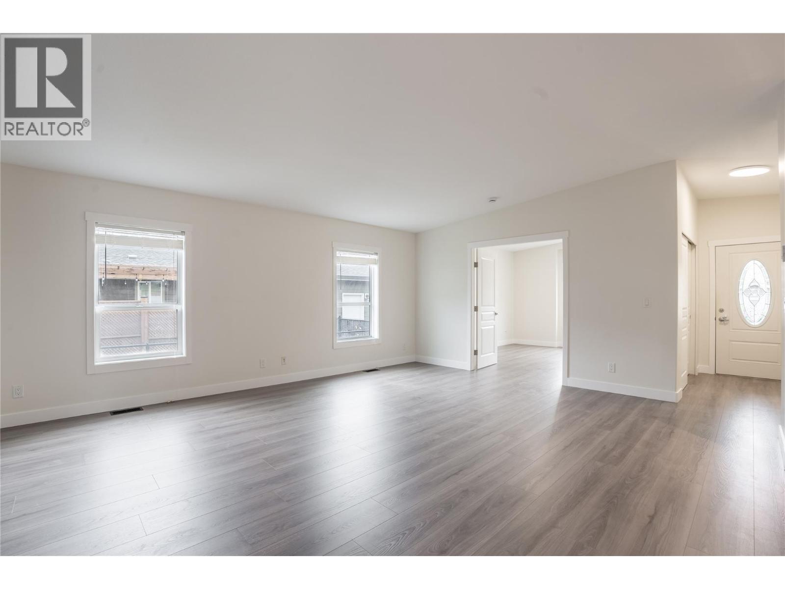 8300 Gallagher Lake Frontage Road Unit# 70, Oliver, British Columbia  V0H 1T0 - Photo 12 - 10379947