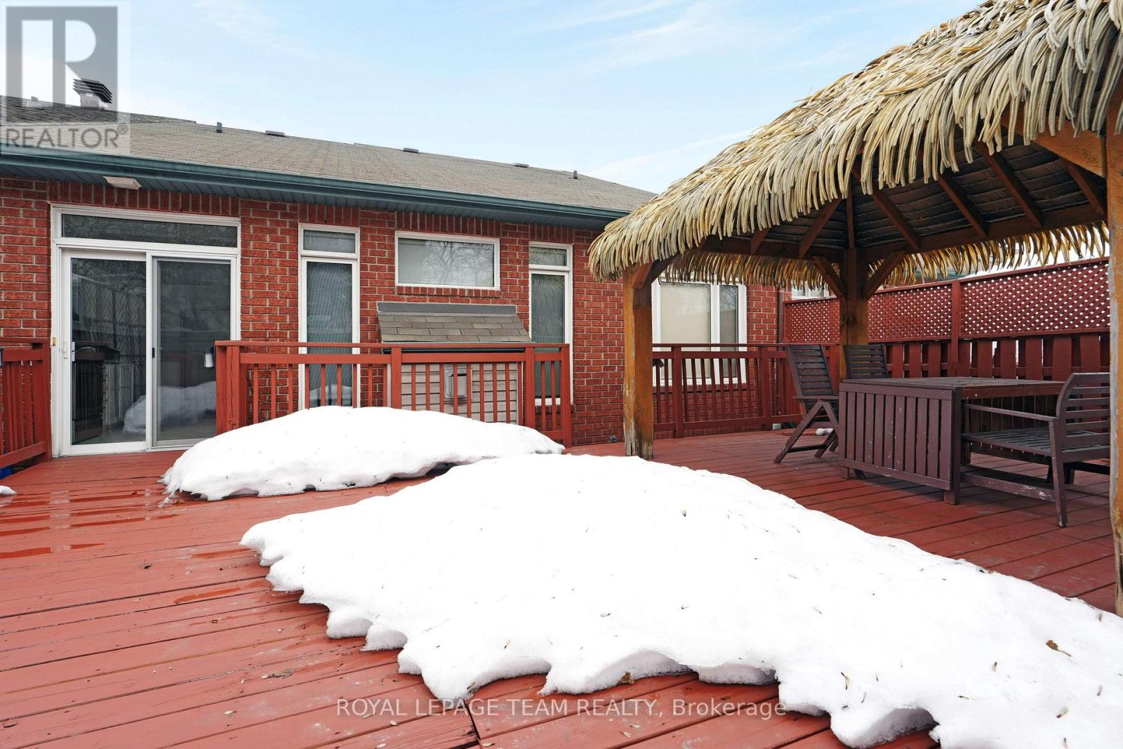 114 Bartlett Private, Ottawa, Ontario  K1V 2A8 - Photo 43 - X12867056