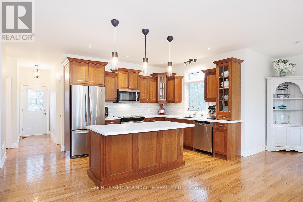 27 Church Street S, Brock, Ontario  L0C 1H0 - Photo 11 - N12897402