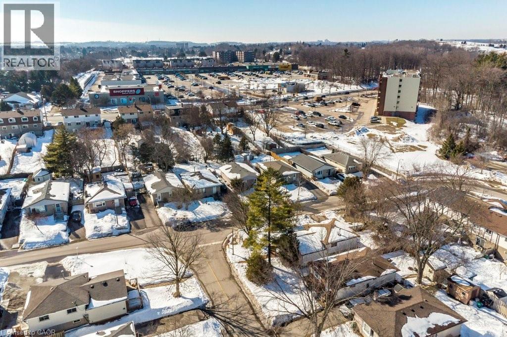 6 Hillside Drive, Kitchener, Ontario  N2E 1R2 - Photo 11 - 40809770