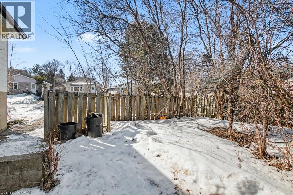 6 Hillside Drive, Kitchener, Ontario  N2E 1R2 - Photo 5 - 40809770