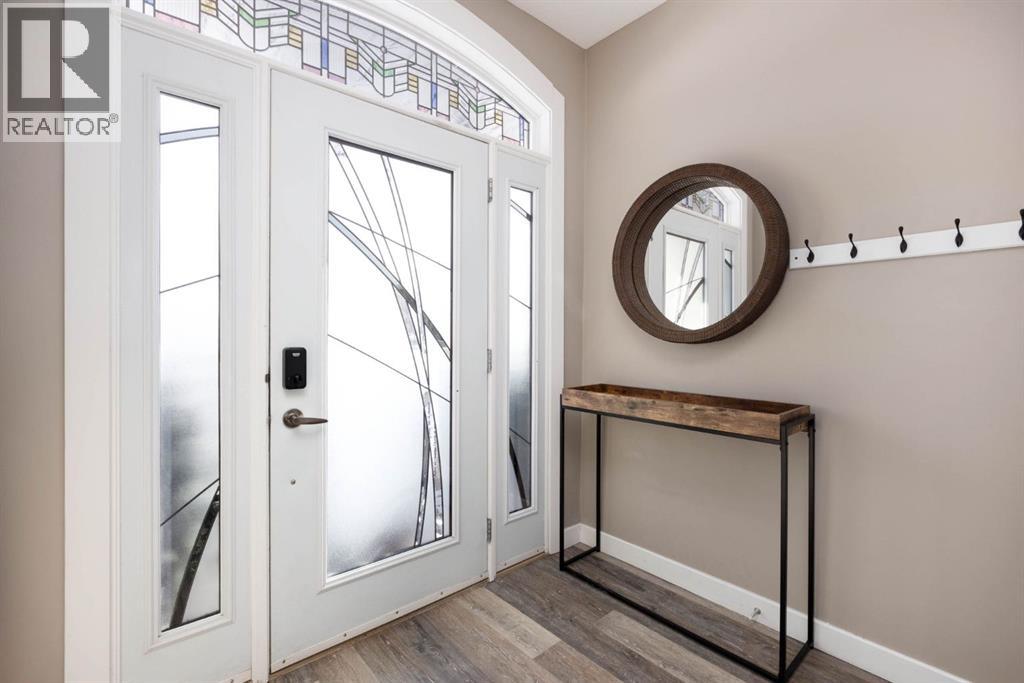 221 Shalestone Way, Fort Mcmurray, Alberta  T9K 0T6 - Photo 2 - A2293935