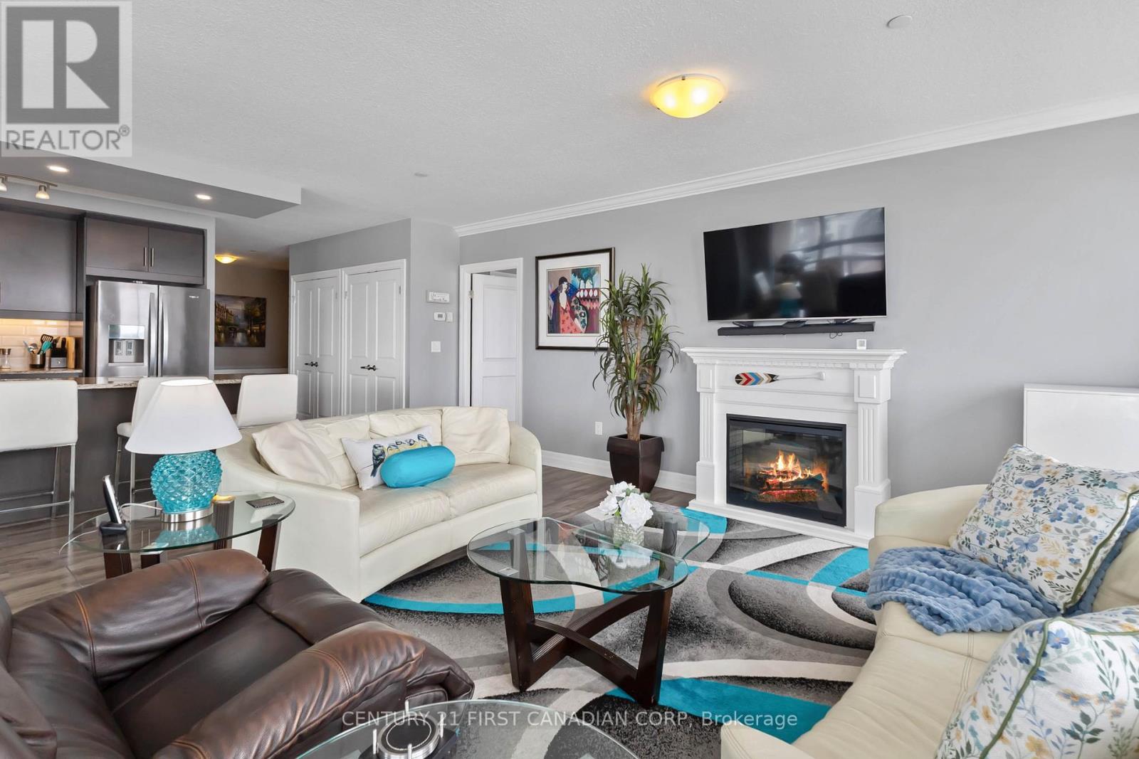 411 - 260 Villagewalk Boulevard, London North, Ontario  N6G 0W6 - Photo 13 - X12897332