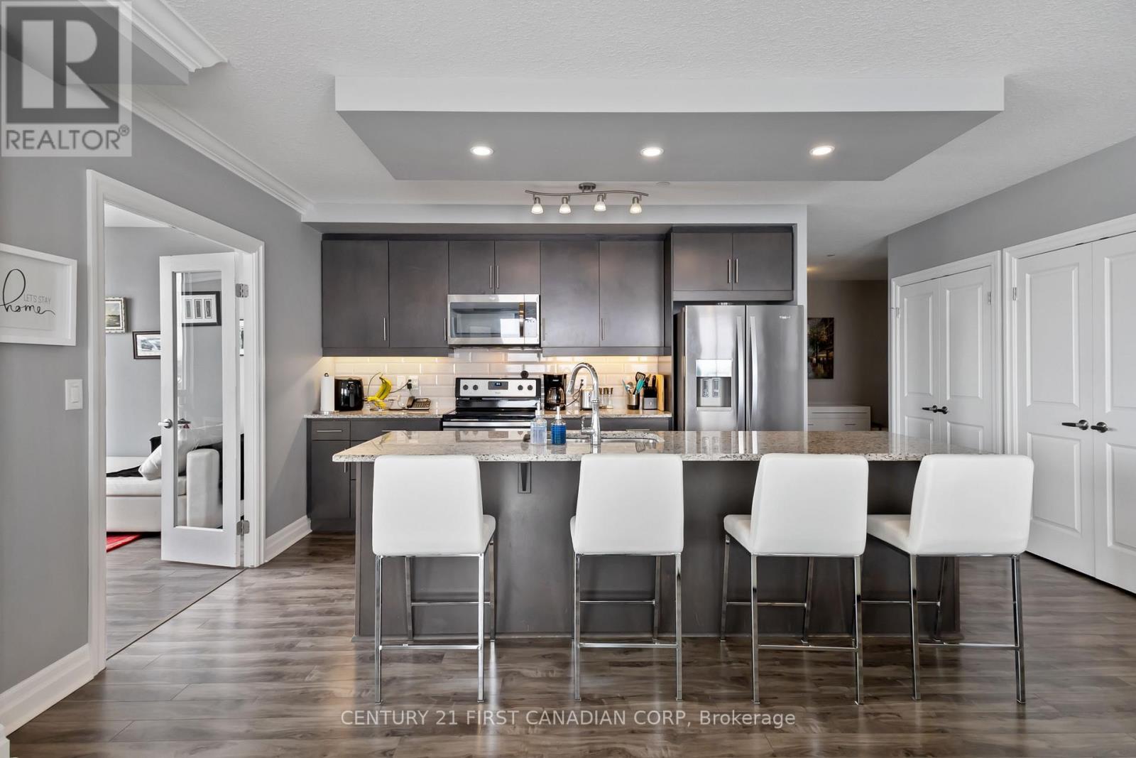 411 - 260 Villagewalk Boulevard, London North, Ontario  N6G 0W6 - Photo 19 - X12897332