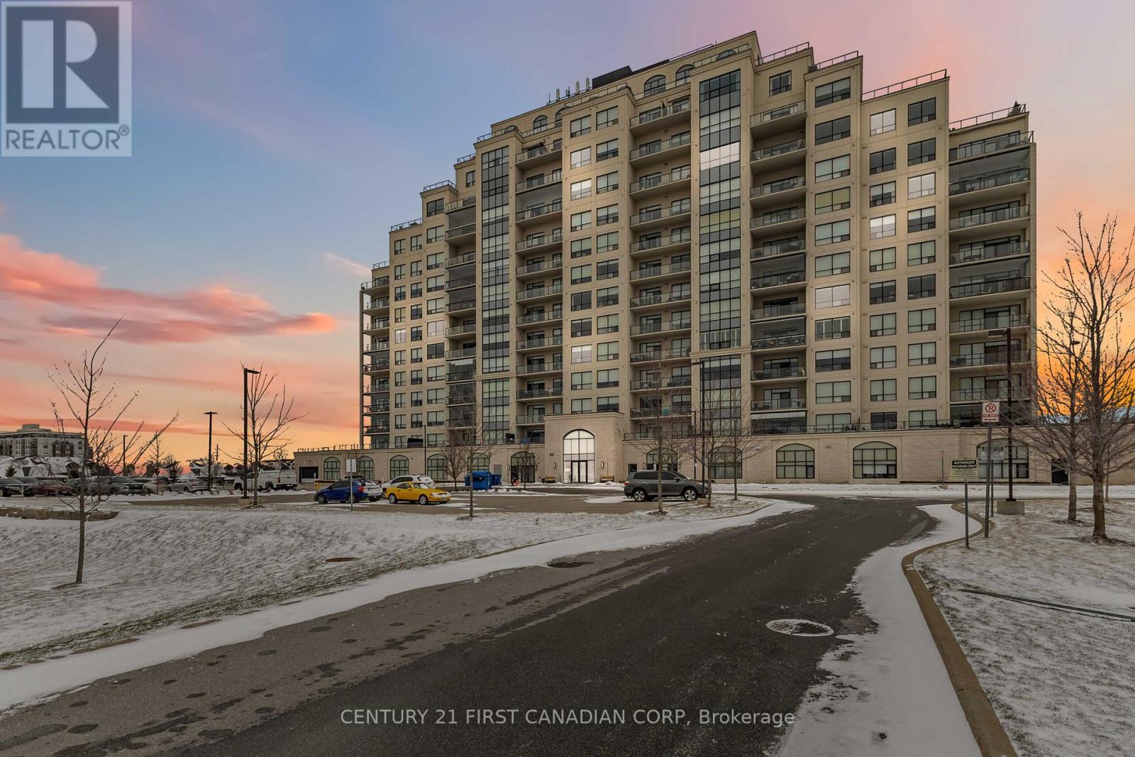 411 - 260 Villagewalk Boulevard, London North, Ontario  N6G 0W6 - Photo 2 - X12897332