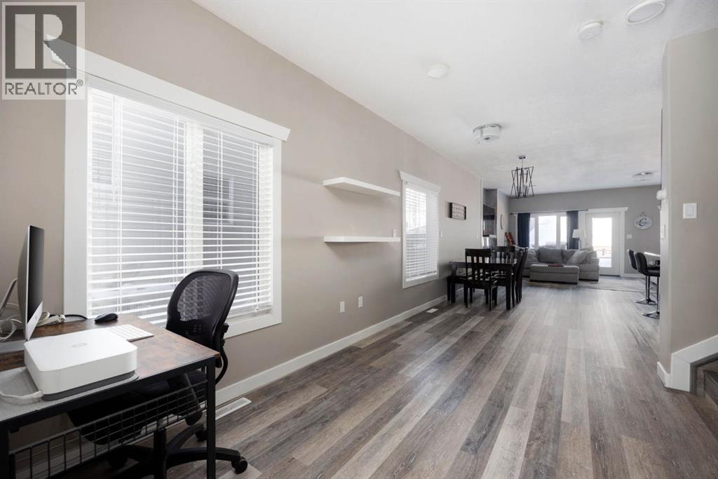 221 Shalestone Way, Fort Mcmurray, Alberta  T9K 0T6 - Photo 3 - A2293935