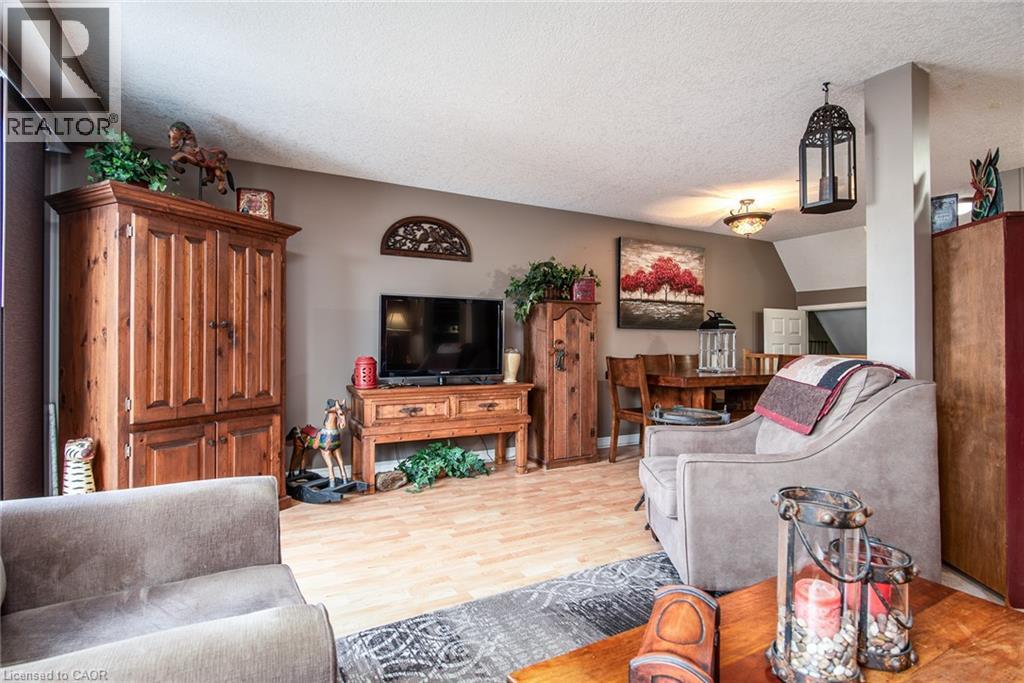 115 Activa Avenue, Kitchener, Ontario  N2E 3T3 - Photo 7 - 40810739