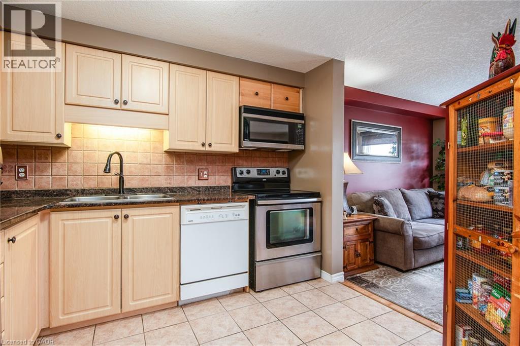 115 Activa Avenue, Kitchener, Ontario  N2E 3T3 - Photo 13 - 40810739