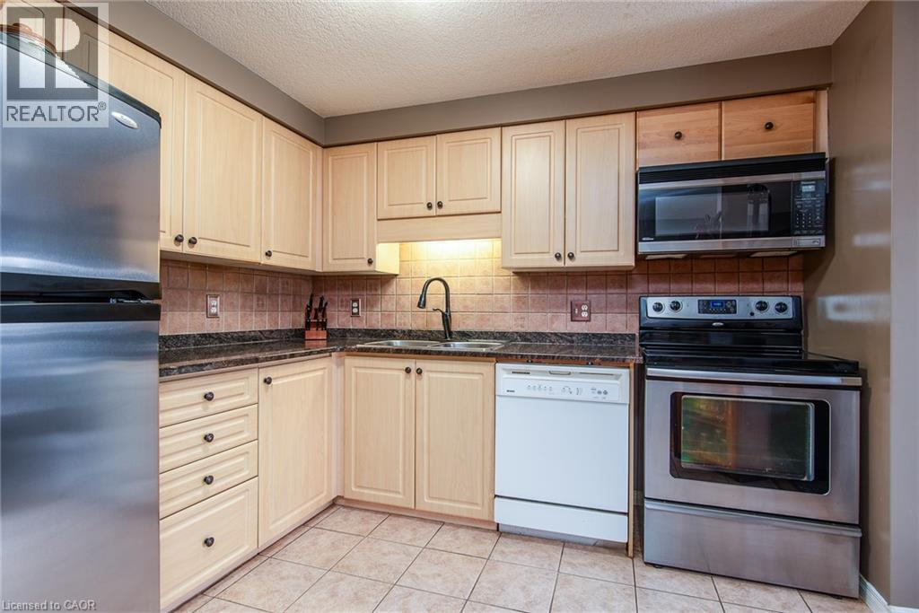 115 Activa Avenue, Kitchener, Ontario  N2E 3T3 - Photo 12 - 40810739