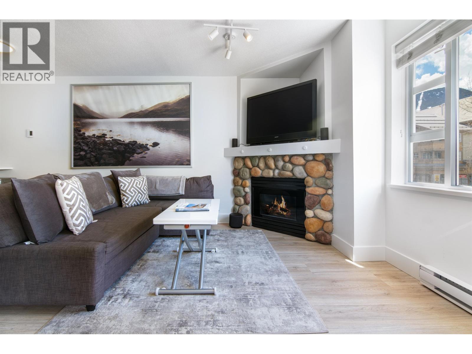 204 4360 Lorimer Road, Whistler, British Columbia  V8E 1A5 - Photo 8 - R3071422