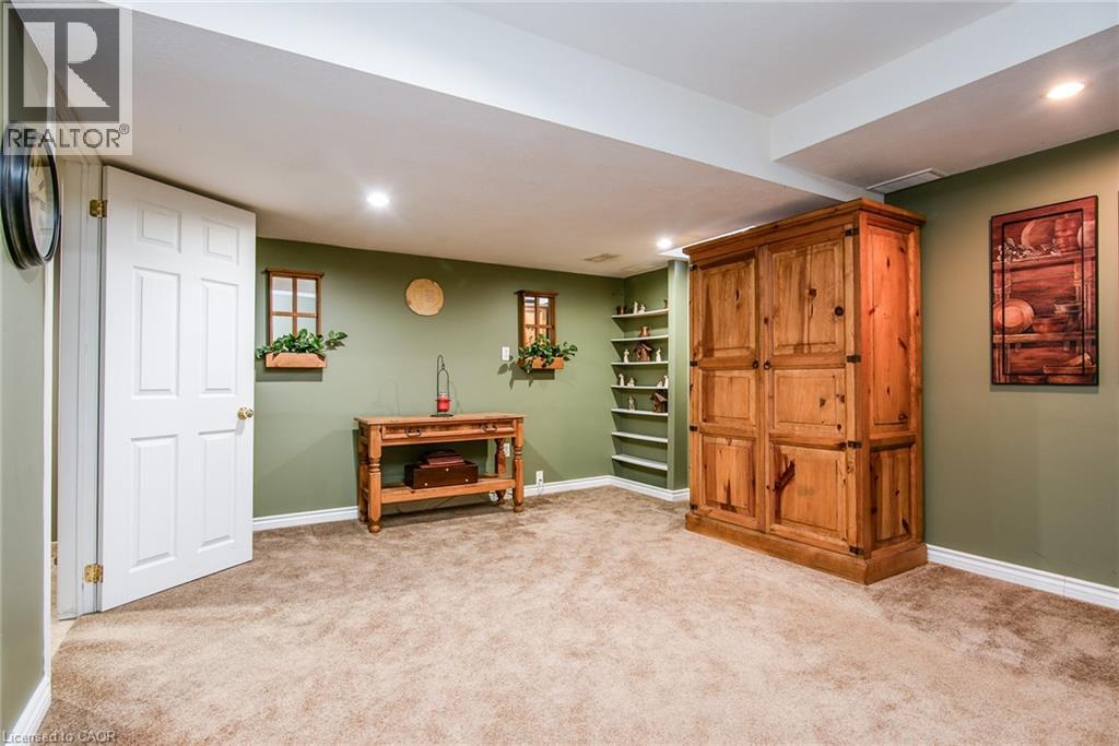 115 Activa Avenue, Kitchener, Ontario  N2E 3T3 - Photo 32 - 40810739