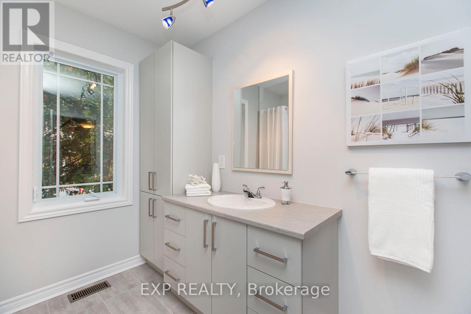 A - 183 Kipp Street, Ottawa, Ontario  K1L 7V1 - Photo 16 - X12897310