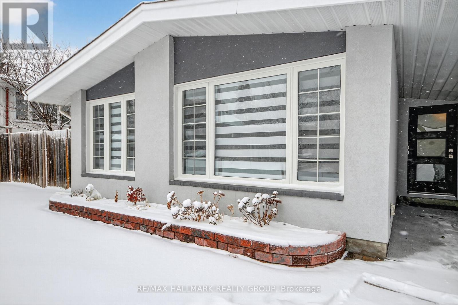 757 Garner Avenue, Ottawa, Ontario  K1V 6M5 - Photo 2 - X12897330