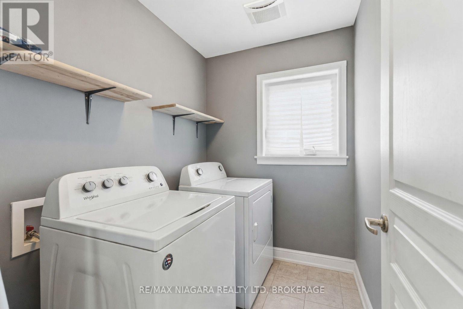 54 Severino Circle, West Lincoln, Ontario  L0R 2A0 - Photo 18 - X12897370