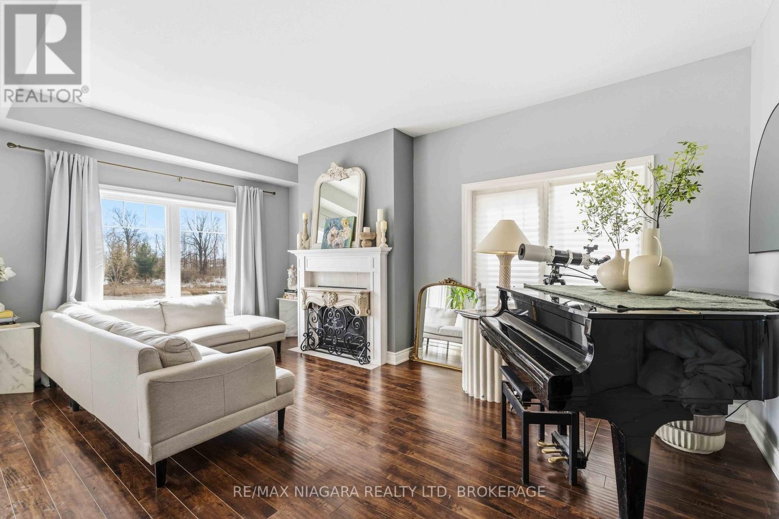 54 Severino Circle, West Lincoln, Ontario  L0R 2A0 - Photo 5 - X12897370